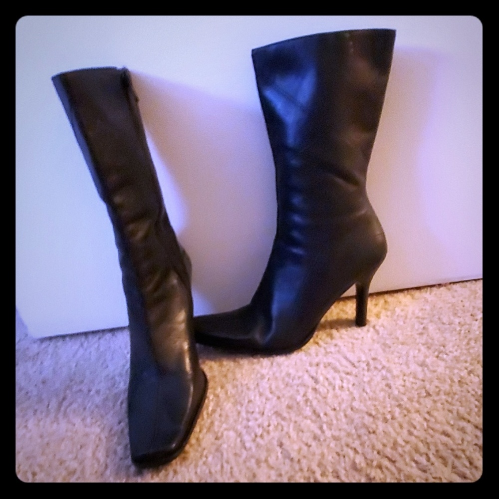 Dress boots